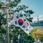 Ilustrasi bendera Korea Selatan. (Foto: Pelopor.id/Unsplash) 