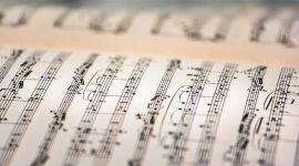 Ilustrasi lembar musik. (Foto: Pelopor.id/Pixabay)