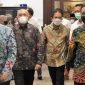 MenkopUKM Teten Masduki bersama Menko Polhukam, Mahfud MD, Menteri ATR/BPN Sofyan Djalil dan Ketua MA, Muhammad Syarifuddin pada Senin, (21/03/2022). (Foto:KemenkopUKM) 