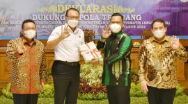Deklarasi Dukungan Pola Tri Juang dan Rakor Forkopimda dalam rangka PTSL untuk Mewujudkan Gresik Kabupaten Lengkap Tahun 2022 yang diselenggarakan di Kantor Pemerintah Kabupaten Gresik. (Foto:Pelopor.id/Kementerian ATR/BPN)