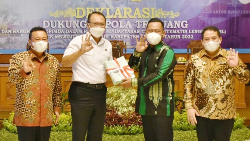 Deklarasi Dukungan Pola Tri Juang dan Rakor Forkopimda dalam rangka PTSL untuk Mewujudkan Gresik Kabupaten Lengkap Tahun 2022 yang diselenggarakan di Kantor Pemerintah Kabupaten Gresik. (Foto:Pelopor.id/Kementerian ATR/BPN)