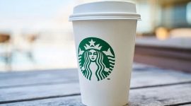 Ilustrasi gelas kopi Starbucks. (Foto: Pelopor.id/Pixabay/Engin_Akyurt) 