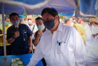 Lanjutkan Operasi Pasar, Menko Airlangga Tegaskan Bahwa Pemerintah Terus Dorong Ketersediaan dan Stabilitas Harga Pangan (Foto: Pelopor.id/Kemenko Perekonomian)