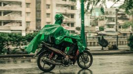 Sopir Grab melintas di jalanan Saigon, Vietnam. Ilustrasi. (Foto: Pelopor.id/Pixabay) 