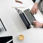 Ilustrasi insurance technology (insurtech). (Foto: Pelopor.id/Unsplash) 