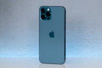 Ilustrasi iPhone 12. (Foto: Pelopor.id/Unsplash) 