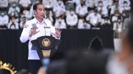 Presiden Jokowi pada Silatnas APDESI 2022, di Jakarta, Selasa (29/03/2022). (Foto: Pelopor.id/BPMI Setpres/Lukas) 