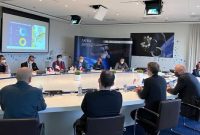 Menkominfo Johnny G. Plate saat meninjau perkembangan pembuatan Satelit Republik Indonesia (SATRIA) 1 di Cannes, Prancis. (Foto: Pelopor.id/Kominfo)