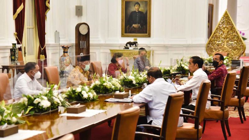 Presiden Jokowi memimpin Ratas Persiapan ASEAN Para Games 2022, di Istana Merdeka, Jakarta. (Foto: Pelopor.id/Humas Setkab/Agung)