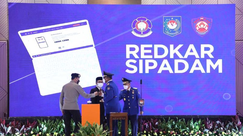Kemendagri Luncurkan Aplikasi Redkar Sipadam dalam Peringatan HUT ke-103 Damkar dan Penyelamatan. (Foto: Pelopor.id/Kemendagri) 