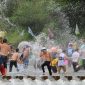 Perang air dalam festival Songkran. (Foto: Pelopor.id/Pixabay) 