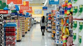 Ilustrasi lorong produk konsumen di supermarket. (Foto: Pelopor.id/Unsplash) 
