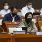 Rapat Kerja antara Komisi VIll dengan Menteri Sosial Tri Rismaharini dan jajaran di Gedung DPR RI pada Rabu (13/04/2022). (Foto: Kemensos)