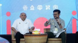 Mentan Syahrul Yasin Limpo menghadiri acara Showcase dan Business Matching Alat Pertanian, Manufaktur dan Alat Berat di kawasan Pancoran, Jakarta Selatan bersama Menteri Koperasi dan UKM Teten Masduki Kamis, (14/04/2022). (Foto: Kementan)
