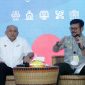 Mentan Syahrul Yasin Limpo menghadiri acara Showcase dan Business Matching Alat Pertanian, Manufaktur dan Alat Berat di kawasan Pancoran, Jakarta Selatan bersama Menteri Koperasi dan UKM Teten Masduki Kamis, (14/04/2022). (Foto: Kementan)