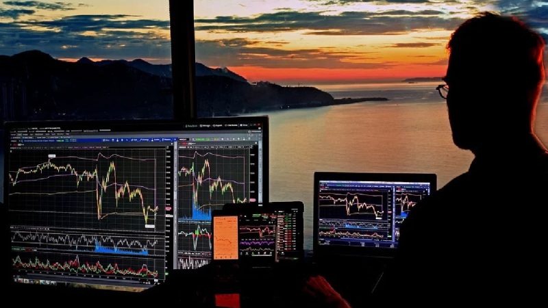 ilustrasi investasi. (Foto: Pixabay/sergeitokmakov)