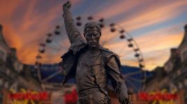 Patung Freddie Mercury di Montreux, Swiss. (Foto: Pelopor.id/Pixabay/ykaiavu)