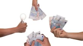 Ilustrasi crowdfunding. (Foto: Pelopor.id/Pixabay/Tumisu)