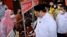 Menko Airlangga saat melakukan kunjungan kerja ke Kabupaten Garut, Provinsi Jawa Barat, Kamis (21/04/2022). (Foto: Kemenko Ekon)