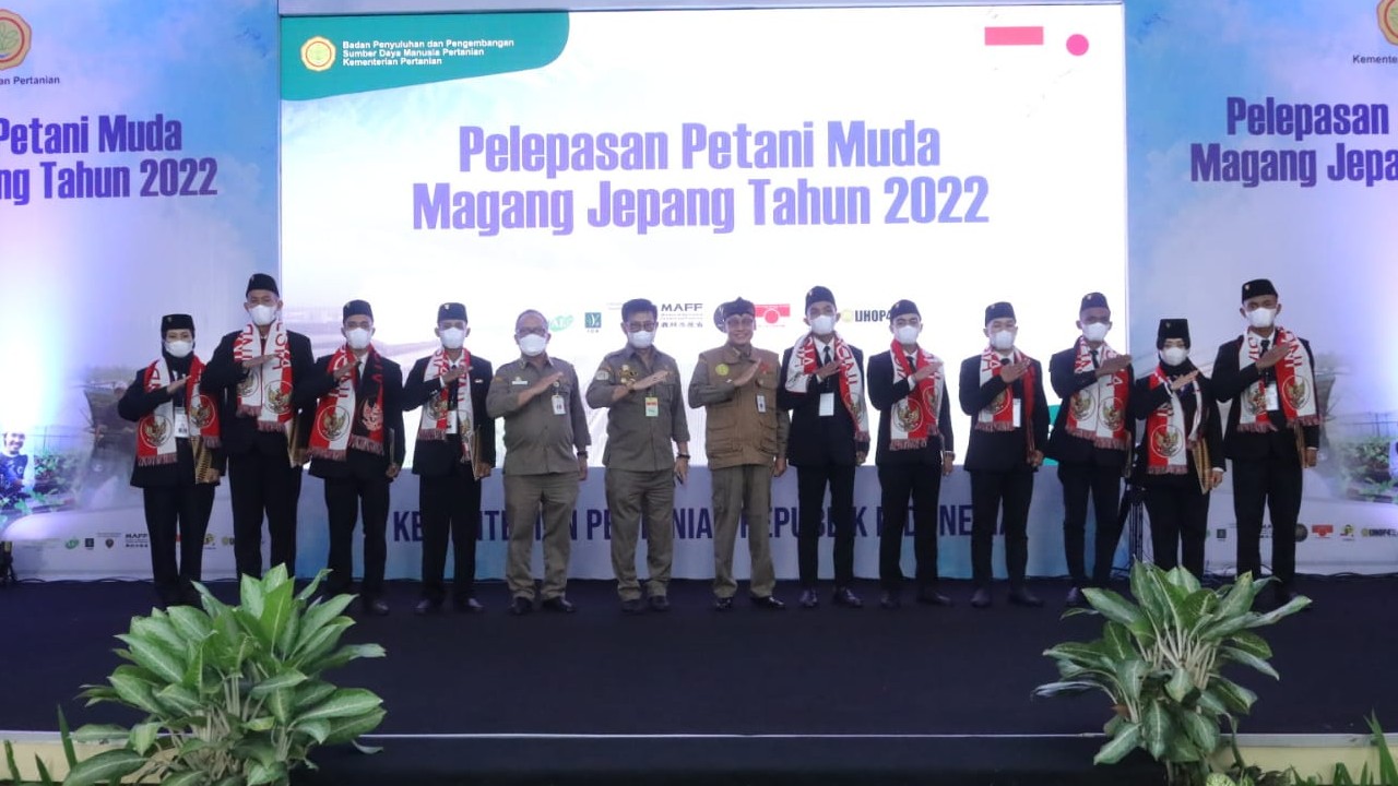 Kementan Lepas 53 Petani Milenial Magang ke Jepang
