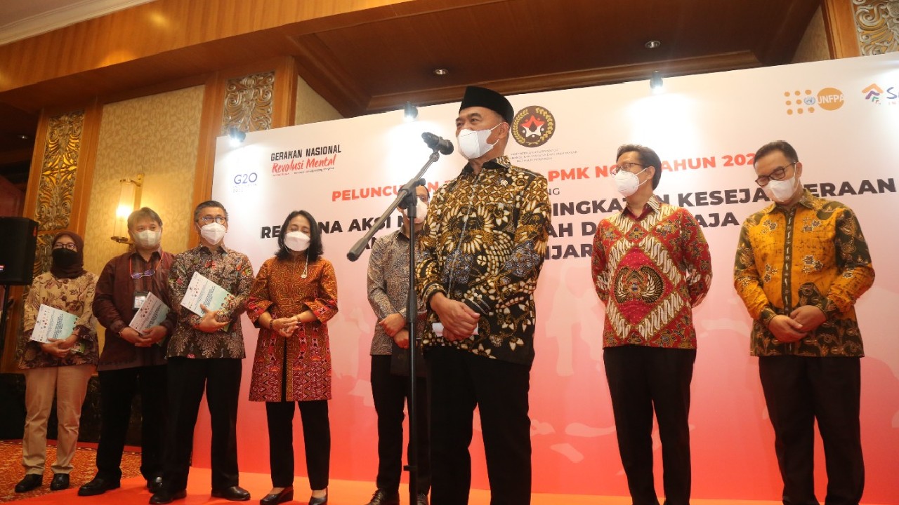 Menko PMK saat menyampaikan pidato peluncuran RAN PIJAR, di Hotel Ritz Carlton Jakarta, pada Selasa (19/04/2022).