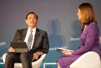 Menko Luhut dalam acara pengumuman BloombergNEF Summit Bali pada Senin (18-04-2022). (Foto:Kemenko Marves)