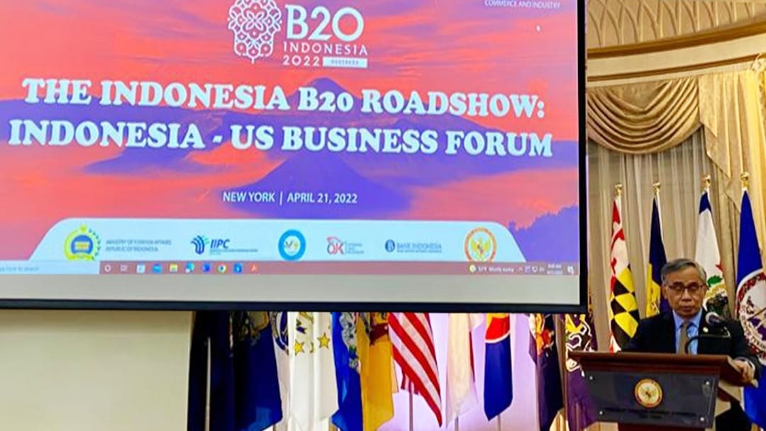 Ketua Dewan Komisioner OJK Wimboh Santoso dalam forum “The Indonesia B20 Roadshow. (Foto:OJK)