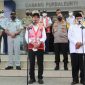 Menko PMK Muhadjir Effendy usaiRapat Koordinasi Kesiapan Dalam Penyelenggaraan Angkutan Lebaran Tahun 2022, di Kantor Pusat Jasa Marga Gerbang Tol Pasteur, Bandung, Jawa Barat, pada Sabtu (23/04/2022). (Foto:Kemenko PMK)