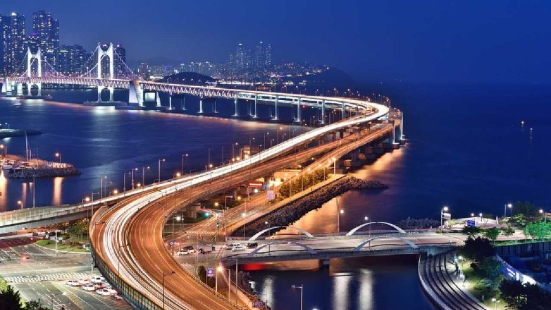 Gwangan Bridge, Busan, Korea Selatan. (Foto: Pelopor.id/Pixabay/algrin25)