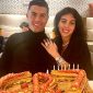 Cristiano Ronaldo dan pasangannya, Georgina Rodriguez. (Foto: Pelopor.id/Twitter @Cristiano) 