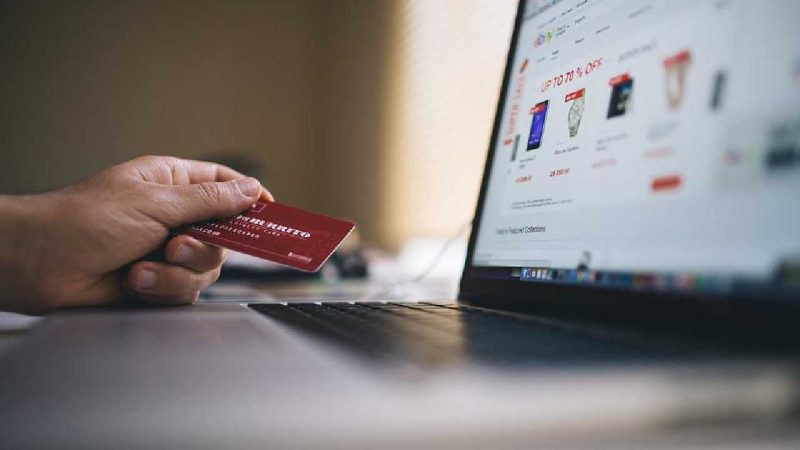 Ilustrasi belanja online. (Foto: Pelopor.id/Pixabay/StockSnap)