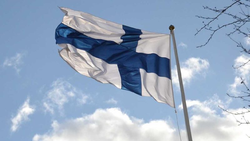 Bendera Finlandia. (Foto: Pelopor.id/Pixabay/Kurunen)