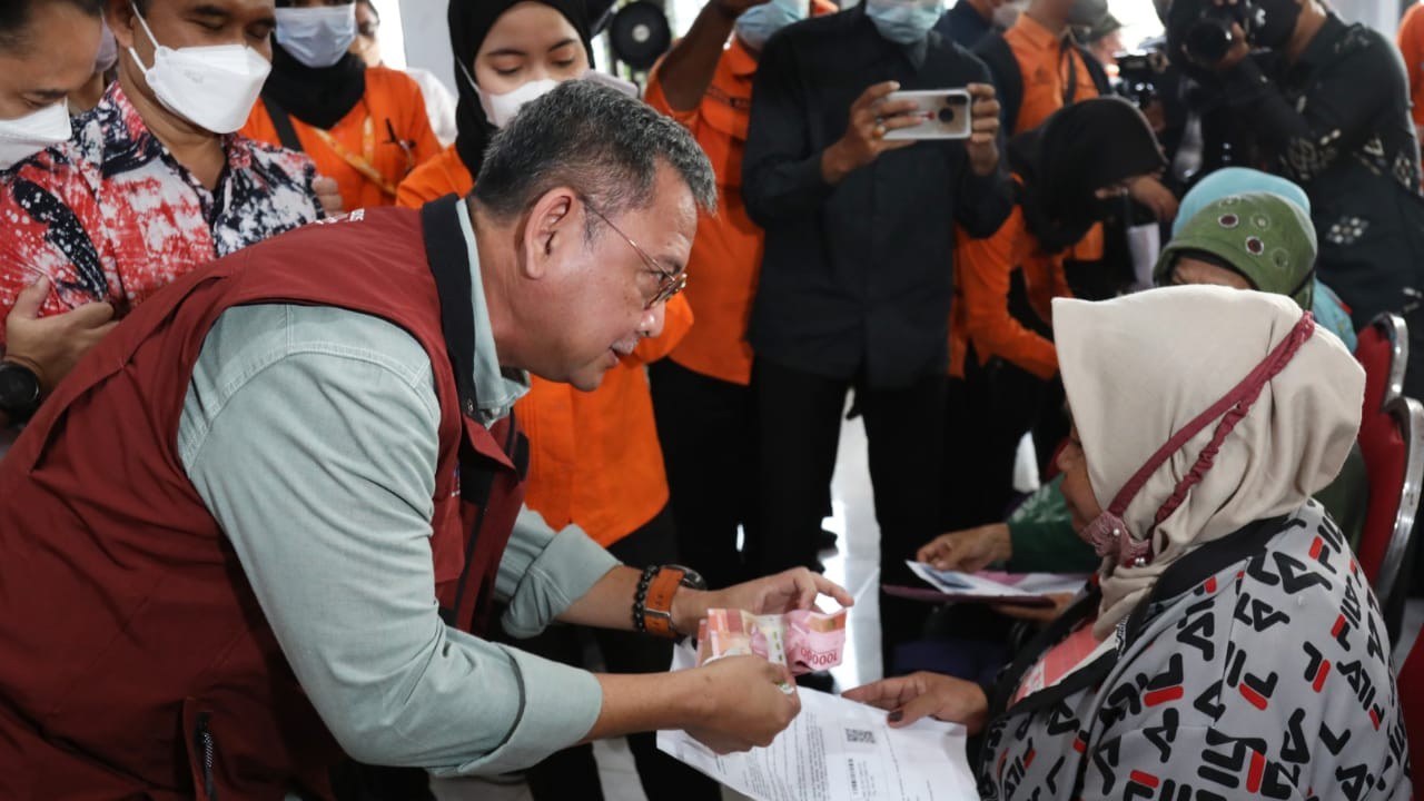 Kemensos: Penerima bantuan di Bawah Usia 40 Tahun akan Terima Program Kewirausahaan Sosial