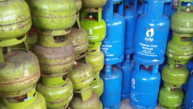 Ilustrasi gas elpiji 3 kg dan 12 kg. (foto: Pelopor.id/Shopee)