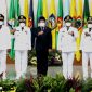Menteri Dalam Negeri (Mendagri) Muhammad Tito Karnavian melantik lima penjabat (Pj.) kepala daerah dan satu Wakil Bupati di Papua. (Foto:Pelopor.id/Kemendagri)