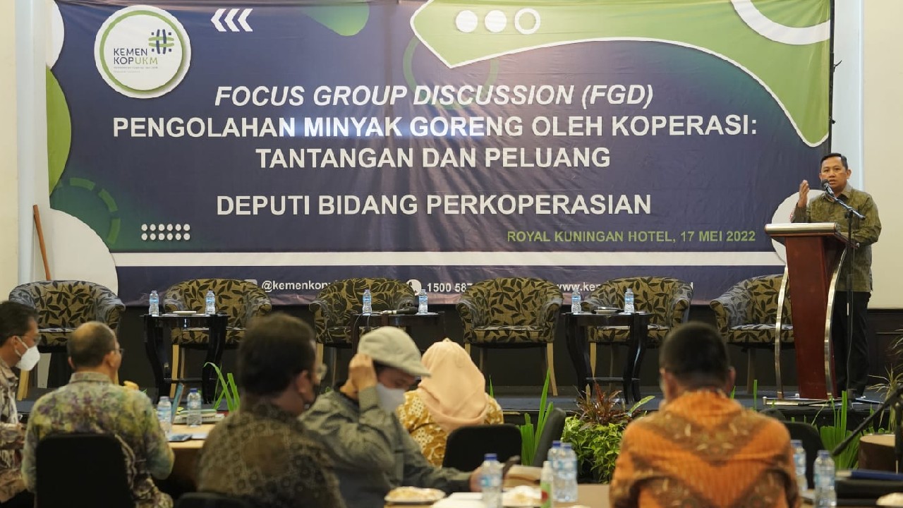 Acara Focus Group Discussion (FGD) bertema Pengolahan Minyak Goreng Oleh Koperasi: Tantangan dan Peluang yang diselenggarakan di Jakarta, Selasa, (17/05/2022). (Foto:Pelopor.id/KemenKopUKM)