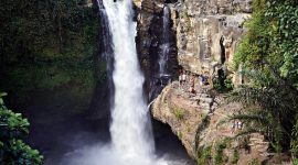 Air terjun Tegunungan, Bali. (Foto: Pelopor.id/Pixabay/ignartonosbg)