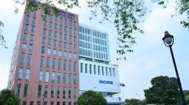 Gedung Bursa Efek Ho Chi Minh (HoSE). (Foto: Pelopor.id/Twitter @HoSE_exchange) 