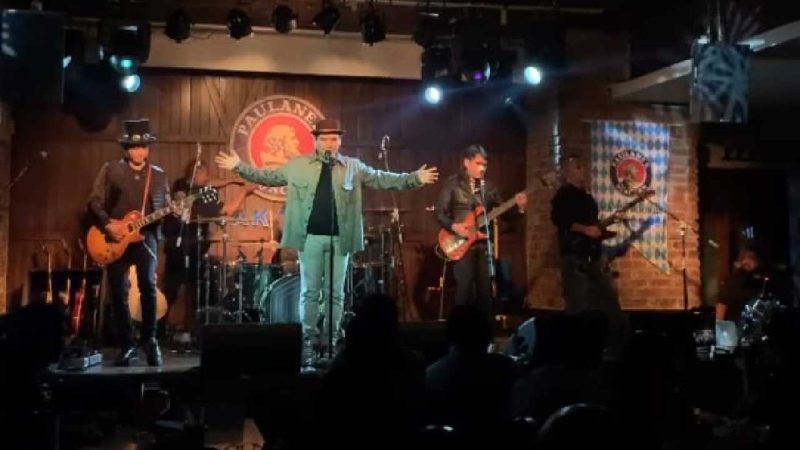 Padi Reborn Sukses Menggoyang Panggung Paulaner Brauhaus. (Foto: Pelopor.id/Ist.) 