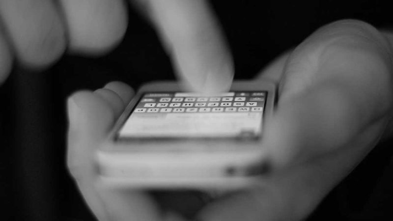 Ilustrasi SMS. (Foto: Pelopor.id/Pixabay/relexahotels)