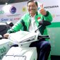 Menko Luhut dalam acara Peresmian Tampilan Baru Grab Electric pada Selasa, (12/07/2022) di kantor Marves, Jakarta. (Foto: Pelopor.id/Kemenko Marves)