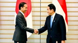 Presiden Jokowi bertemu PM Jepang Fumio Kishida, Rabu (27/07/2022), di Tokyo. (Foto: Pelopor.id/Twitter @Jokowi)