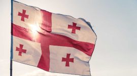 Ilustrasi bendera Georgia. (Foto: Pelopor.id/Pixabay/InstagramFOTOGRAFIN)