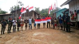 Bendera Merah Putih Berkibar di Ujung Perbatasan. (Foto: Pelopor.id/ Satgas Pamtas Yonif 126/KC)