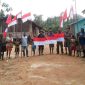 Bendera Merah Putih Berkibar di Ujung Perbatasan. (Foto: Pelopor.id/ Satgas Pamtas Yonif 126/KC)