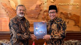 Duta Besar (Dubes) India untuk Indonesia H.E Manoj Kumar Bharti mengunjungi Menteri Desa, Pembangunan Daerah Tertinggal dan Transmigrasi (Mendes PDTT) Abdul Halim Iskandar di Jakarta pada Kamis (11/08/2022). (Foto: Pelopor.id/Kemendes PDTT)