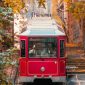 Peak Tram Hong Kong. (Foto: Pelopor.id/Unsplash/Chapman Chow) 