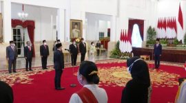 Presiden Jokowi melantik Abdullah Azwar Anas menjadi Menteri PANRB, Rabu (07/09/2022), di Istana Negara, Jakarta. (Sumber: Tangkapan Layar)