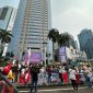 Kantor Otoritas Jasa Keuangan (OJK) dan Kantor Bursa Efek Indonesia, digeruduk ratusan massa Amanat KSB. (Foto: Istimewa)