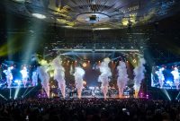 Suasana konser Billion Songs of Yovie Widianto.